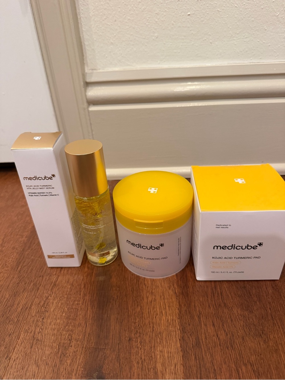 Medicube Yellow Kojic Acid Turmeric Pad – Brightening Skincare Set